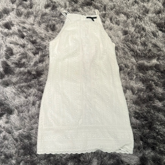 White House Black Market Dresses & Skirts - WHBM Women’s White sleeveless eyelet dress size 6